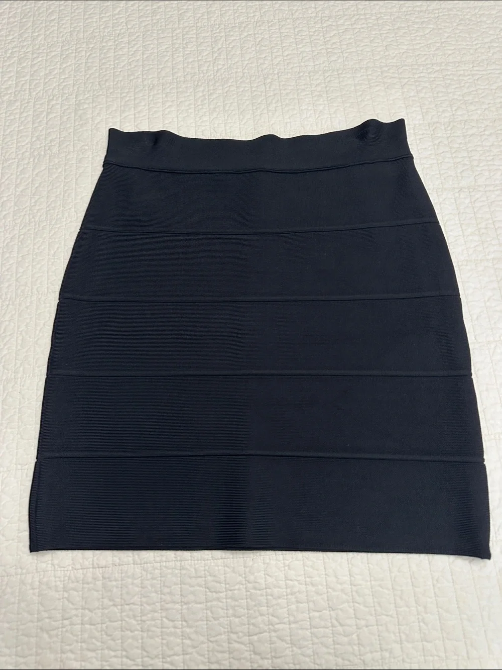 BCBG Black Bandage Skirt Medium Like New